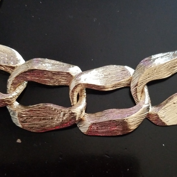 Gold linked choker - Picture 3 of 4